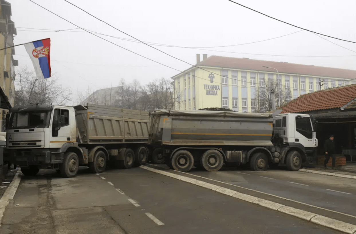 Kosovo Closes Main Border Crossing with Serbia After Serbs Install New Roadblocks