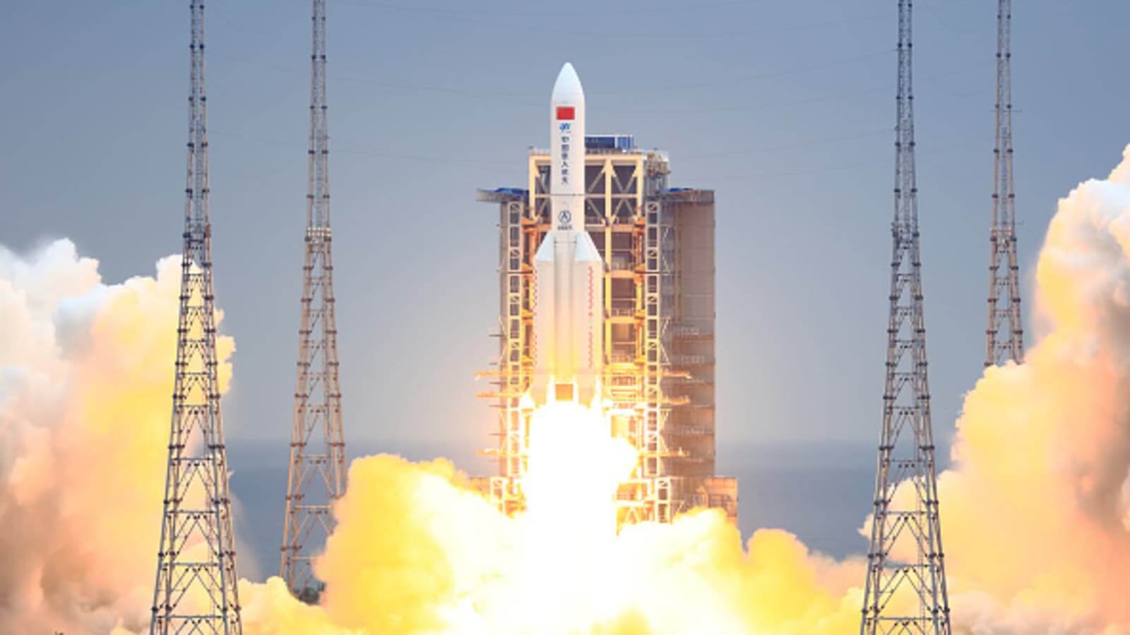 Debris From Chinese Rocket Lands In Indian Ocean