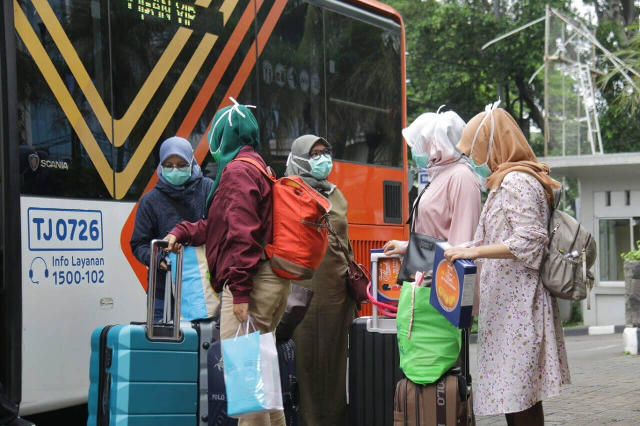 As COVID-19 Cases Soar, Indonesia Drafts Lockdown Regulation