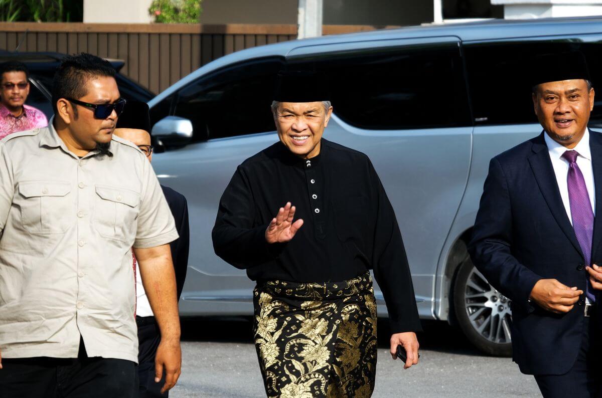 Intra-Coalition Rivalry in Malaysia Stirs Chaos as UMNO Party Calls For Snap Elections